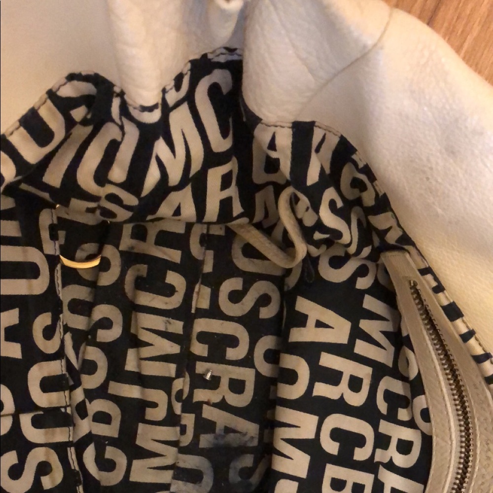 Marc Jacobs ivory leather purse - Picture 6 of 7